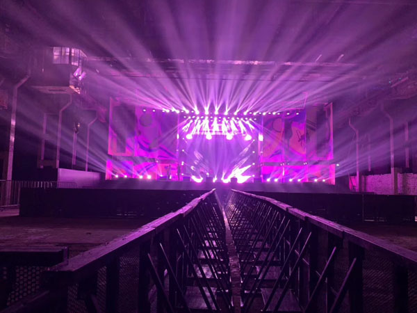 大型演出提供舞臺設備租賃搭建服務標準