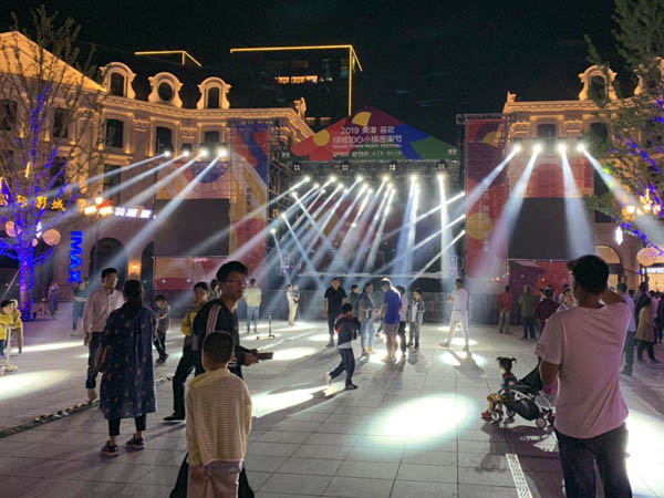 東海苔花如心小鎮(zhèn)音樂節(jié)燈光設(shè)備租賃案例