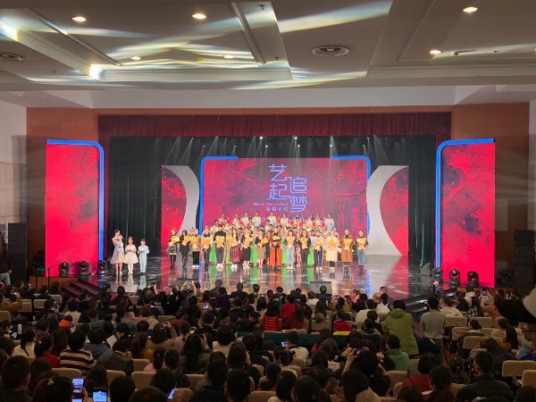 專業舞臺搭建服務公司告訴你音響租賃的哪些事兒