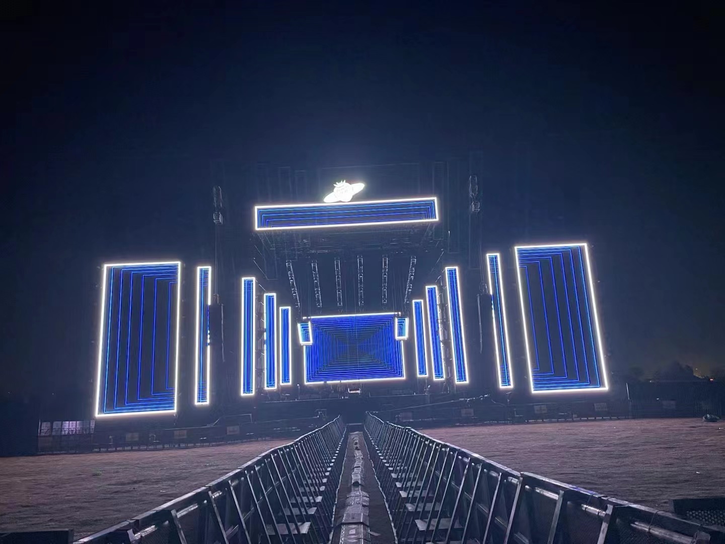 從哪幾個方面比較燈光租賃設備性價比