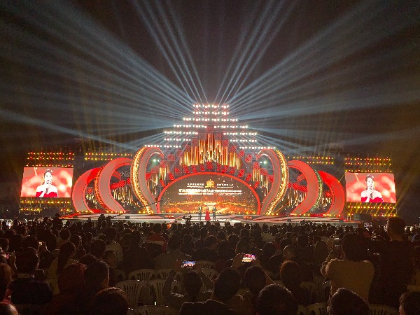 寧波杭州灣模特大賽國際總決賽雷亞架舞臺租賃