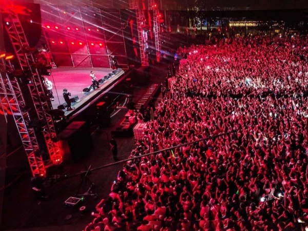 音樂節倍增化演出，鑫禾舞美告訴用戶應做好一點便位居鰲頭