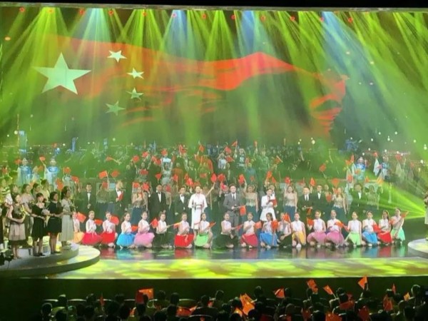 禮贊新中國(guó)，奮進(jìn)新時(shí)代燈光租賃案例