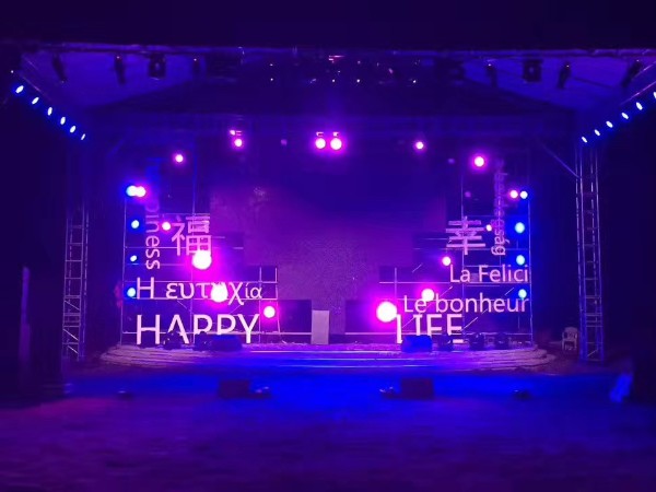 鑫禾舞美提供什么服務(wù)，用戶評價怎么樣？