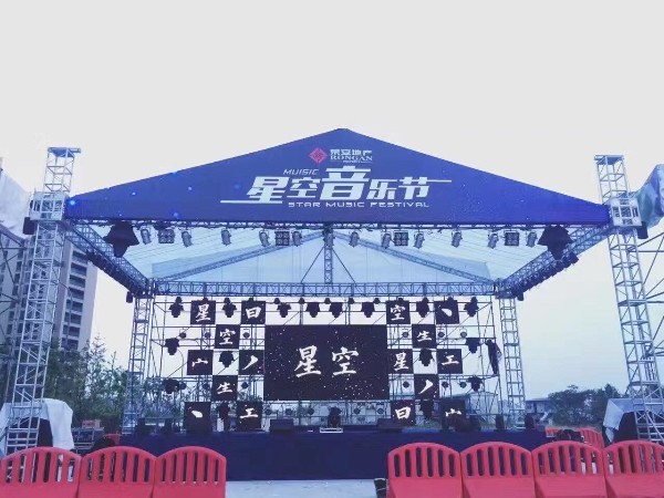 深扒音樂節舞臺搭建