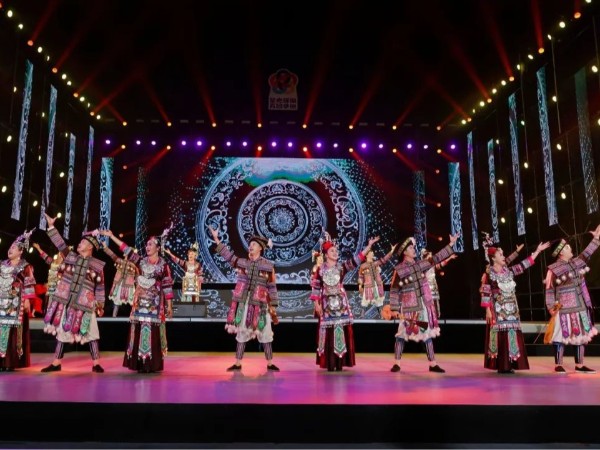 鑫禾舞美助力舞臺通向成功快車道